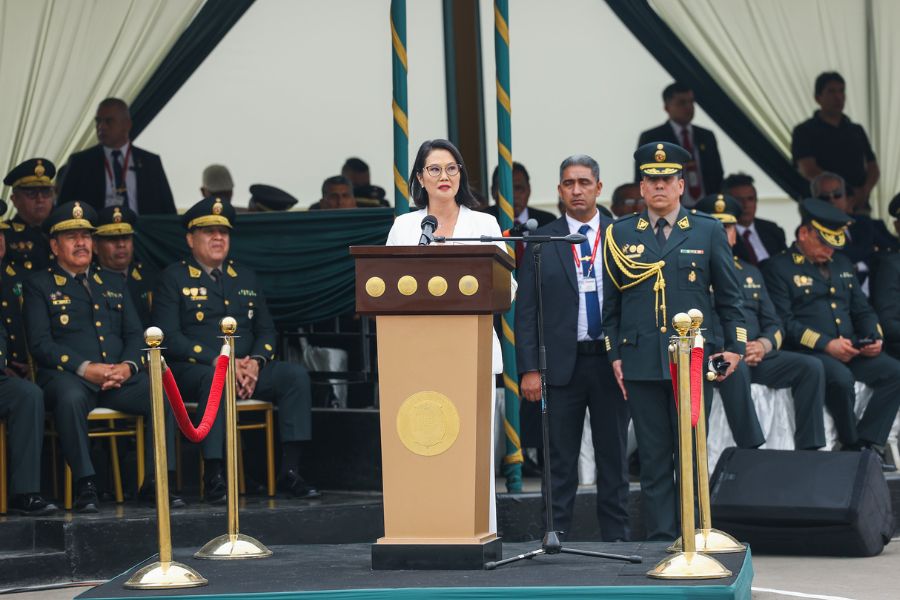 Presidenta: Gobierno respaldará a PNP y gestión del comandante Fredy López